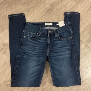 ***GUESS Women's Power Curvy Mid Dark Blue Skinny Jeans